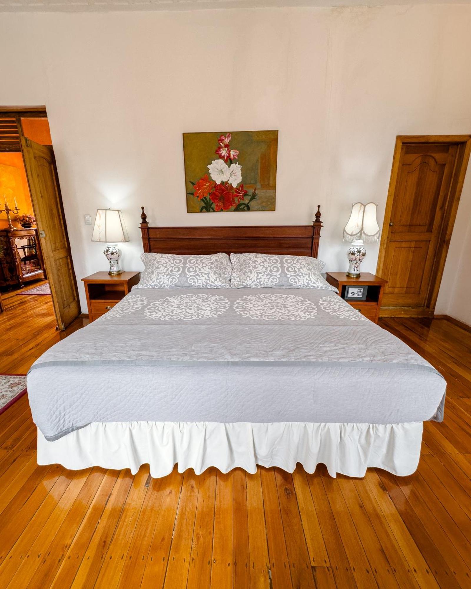 Hotel Boutique Casa Montalvo Cuenca クエンカ エクステリア 写真